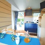 Zecamping Animations Espace Aquatique Piscine Couverte Et Restaurant *