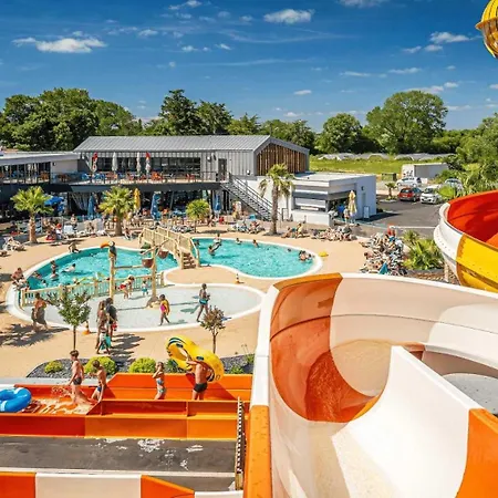 - Parc Aquatique - Ccagfge مكان تخييم